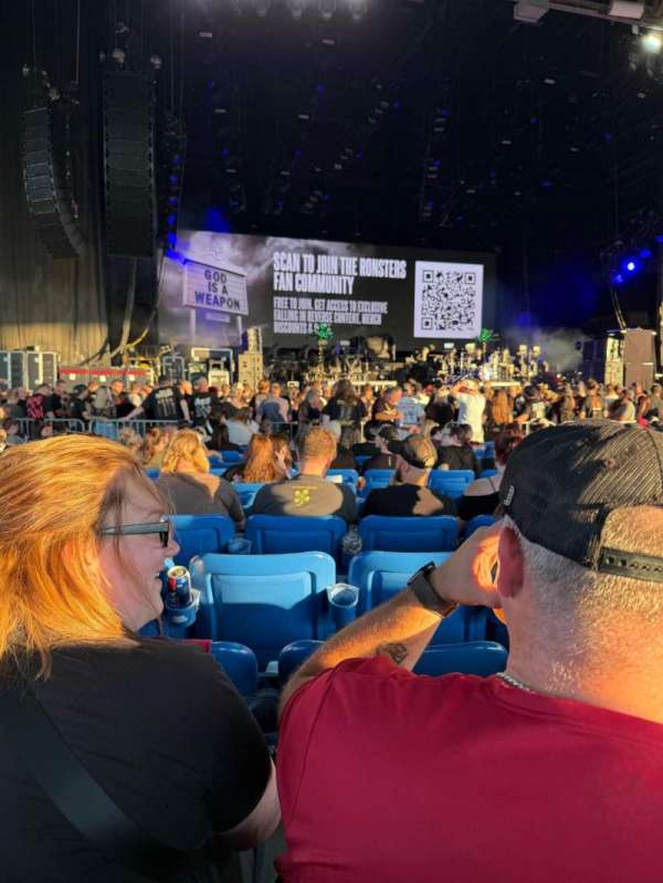 Hollywood Casino Amphitheatre, section: 102