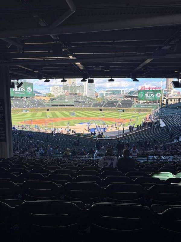 Wrigley Field, section: 216, row: 17, seat: 14