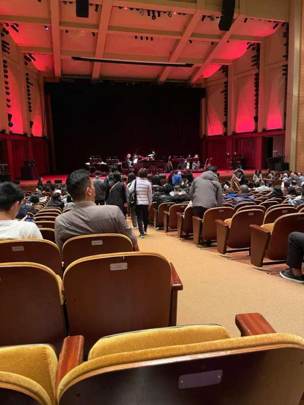 Benaroya Hall, section: Orchestra L, row: W, seat: 2