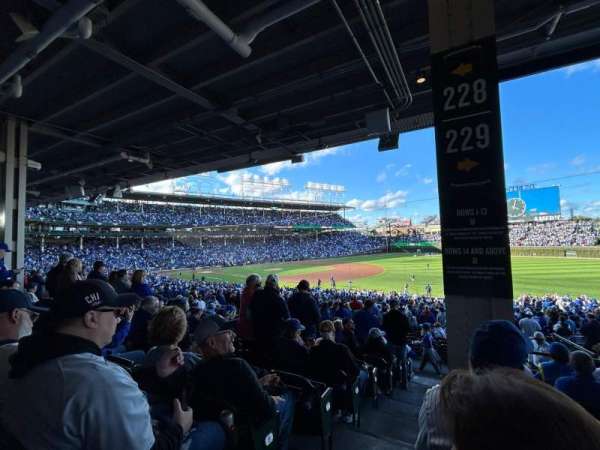 Wrigley Field, section: 229, row: 10, seat: 1