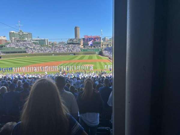 Wrigley Field, section: 213, row: 8, seat: 8