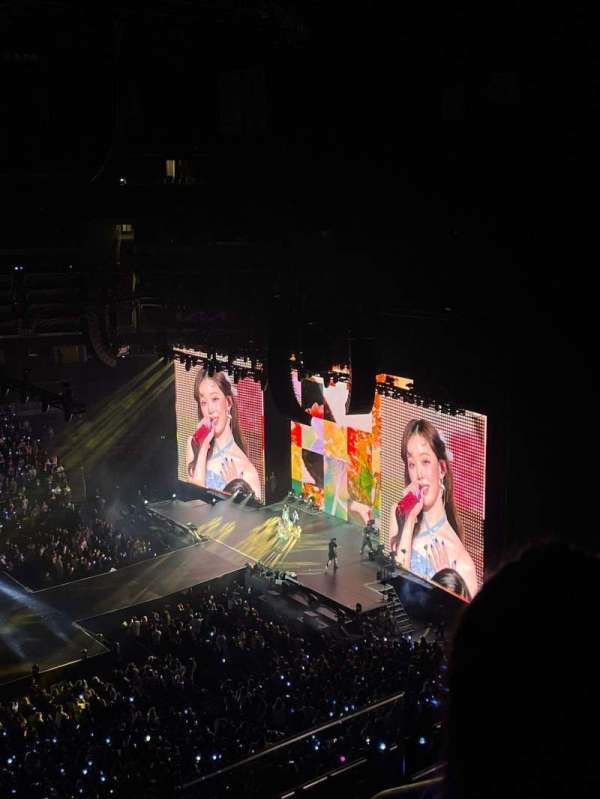 Kia Center, section: 210, row: 5, seat: 4
