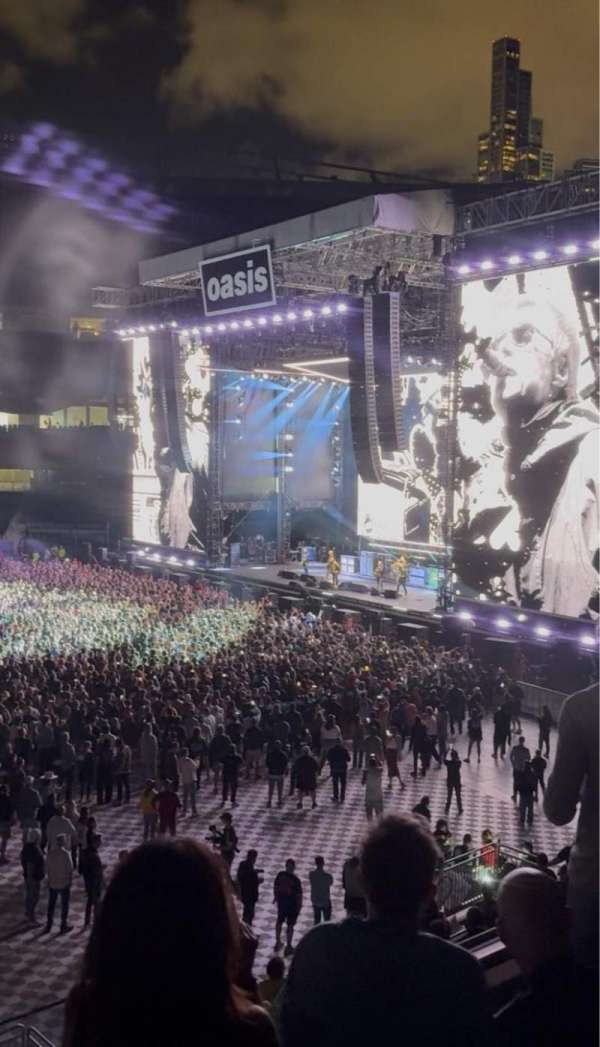 Soldier Field, section: 207, row: 3, seat: 16