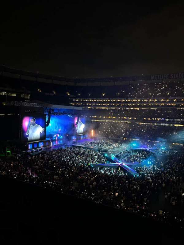 MetLife Stadium, section: 237, row: 1, seat: 4