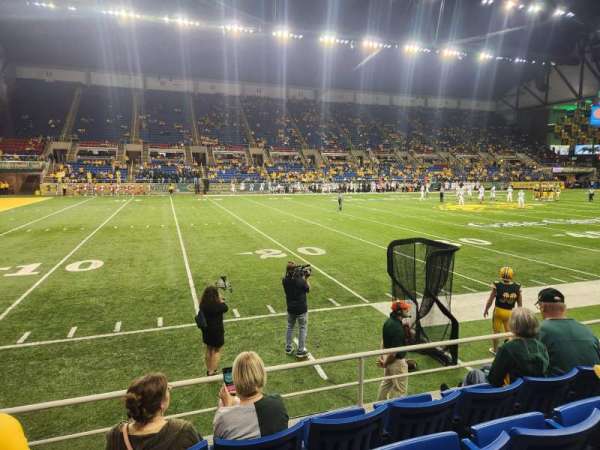 Fargodome, section: 4, row: D, seat: 11