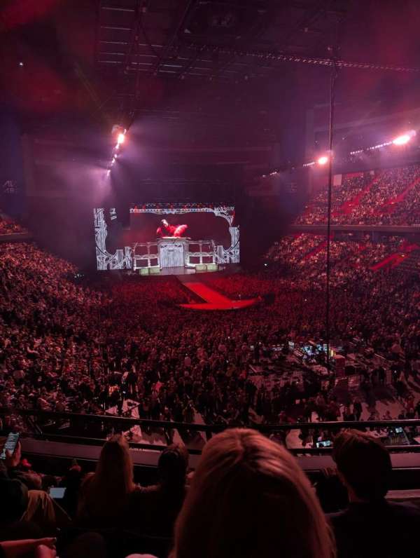 Avicii Arena, section: B15, row: 4, seat: 319