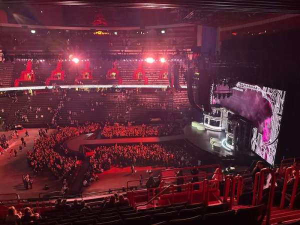Avicii Arena, section: B25, row: 15, seat: 207