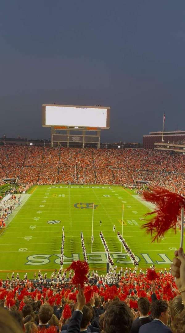Jordan-Hare Stadium, section: 17, row: 60