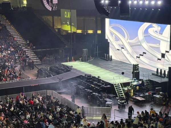 Tacoma Dome, section: 219, row: E, seat: 27