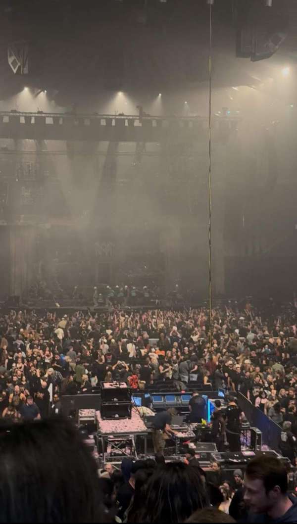 Oakland Arena, section: 108, row: 14, seat: 4