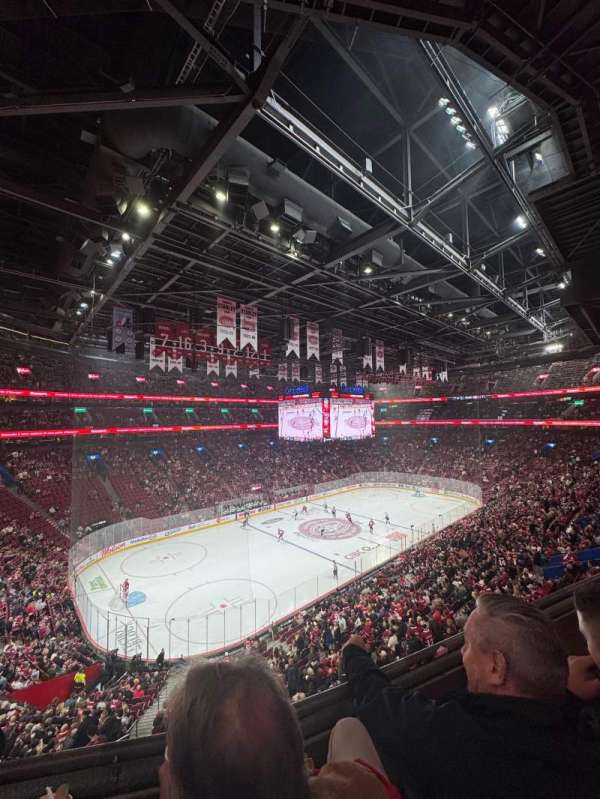 Centre Bell, section: 216, row: B, seat: 20