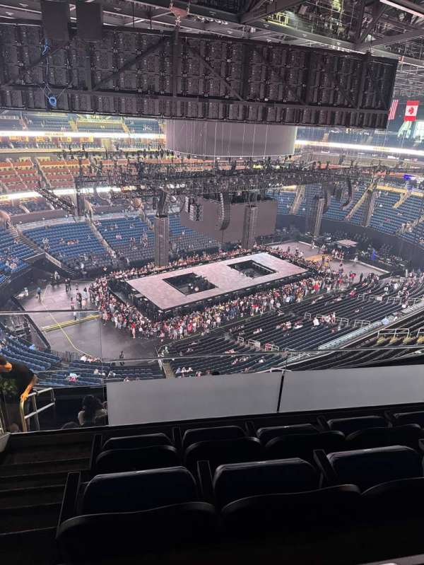 Kia Center, section: 212, row: 9, seat: 20