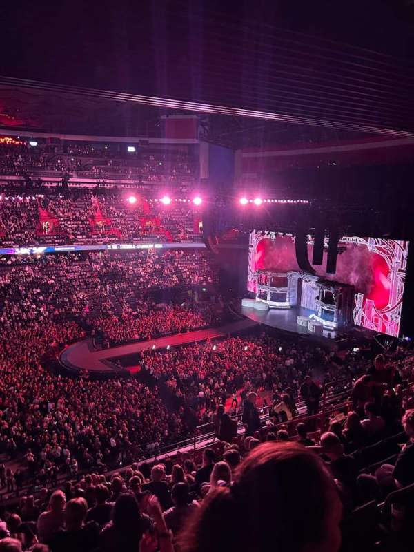 Avicii Arena, section: B22, row: 15, seat: 140