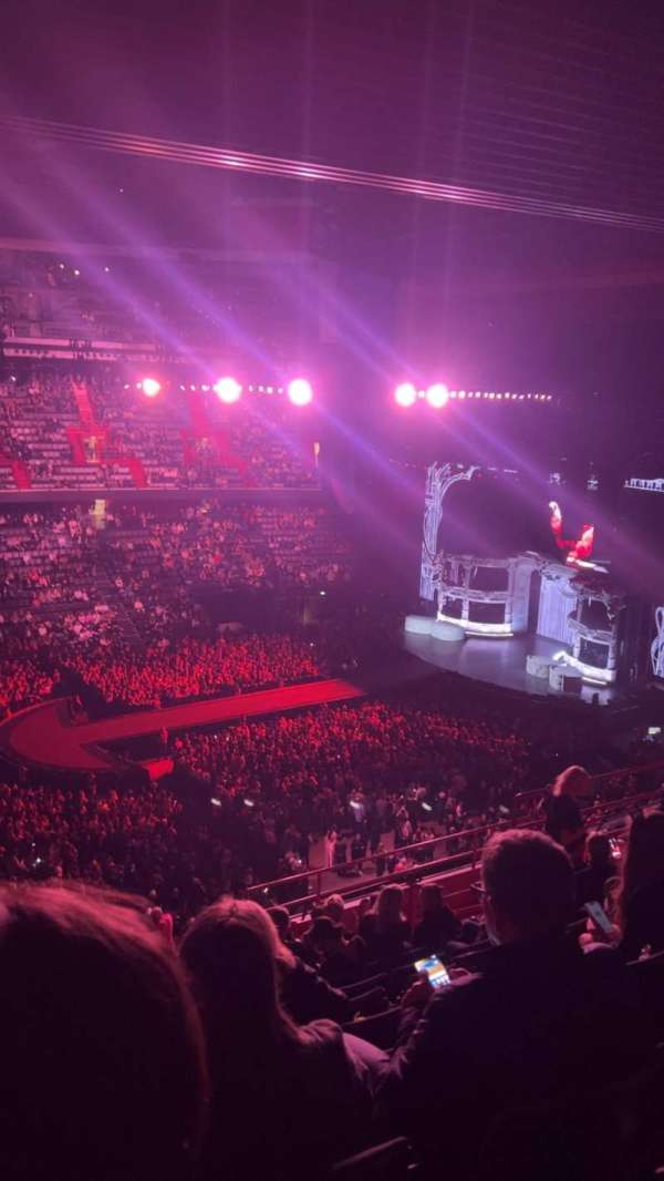 Avicii Arena, section: B22, row: 15, seat: 147