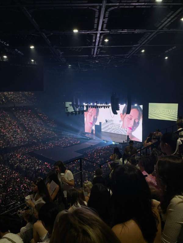Accor Arena, section: Balcon E, row: 86, seat: 1