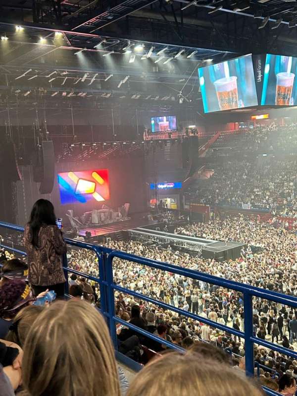 Unipol Forum, section: C2, row: 3, seat: 9