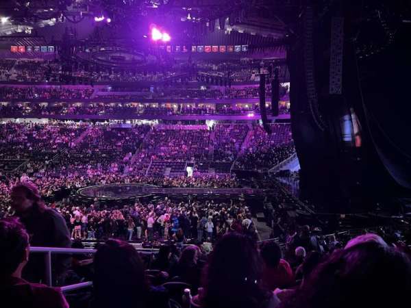 Climate Pledge Arena, section: 12, row: T, seat: 9