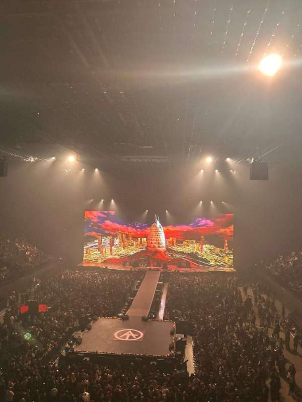 LDLC Arena, section: 312, row: C, seat: 113