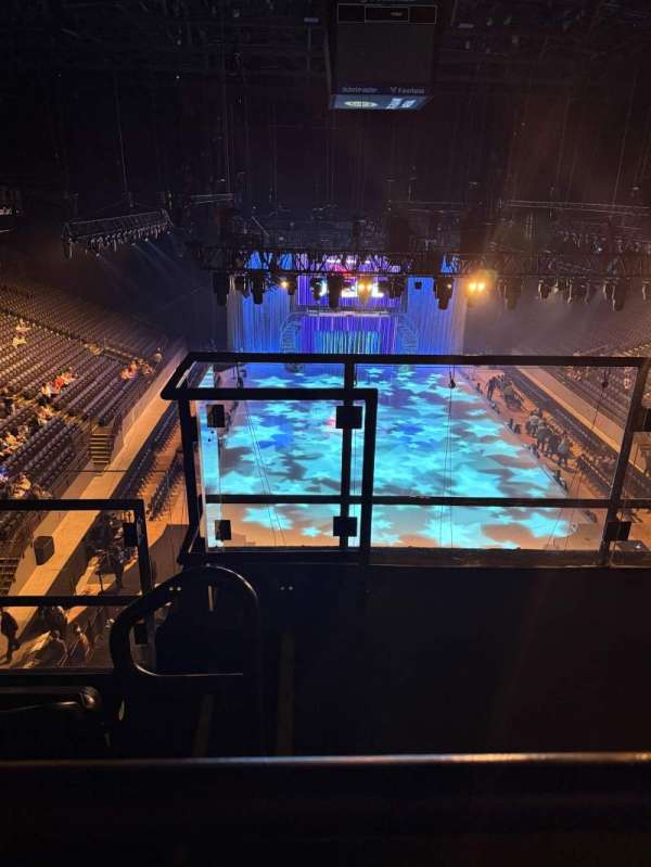 CFG Bank Arena, section: 211, row: C, seat: 21