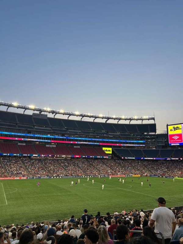 Gillette Stadium, section: 113, row: 27, seat: 14