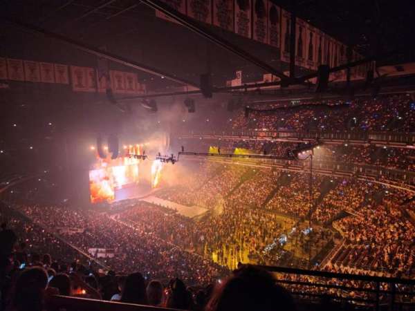 United Center, section: 314, row: 10, seat: 1