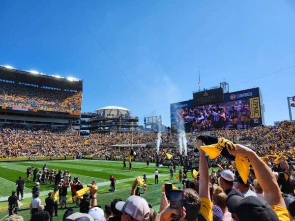 Acrisure Stadium, section: 136, row: F, seat: 16