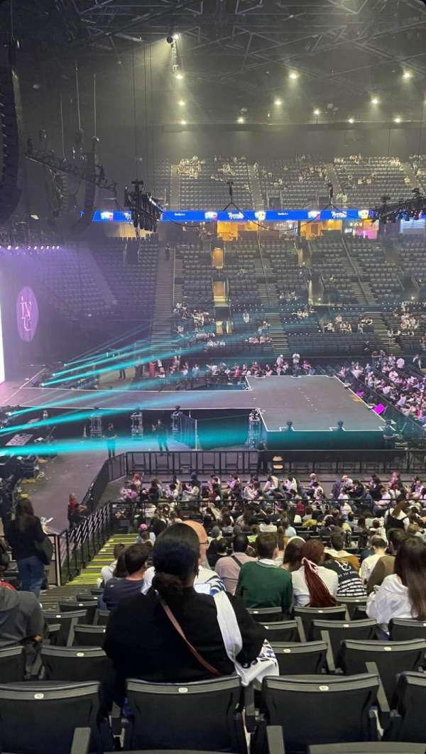 Accor Arena, section: carré or