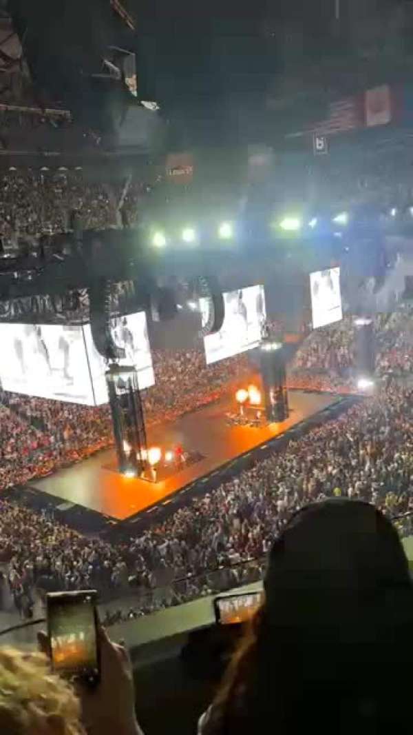 Spectrum Center, section: 212, row: 15