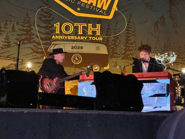 Hollywood Casino Amphitheatre, section: 102, row: 2, seat: 13