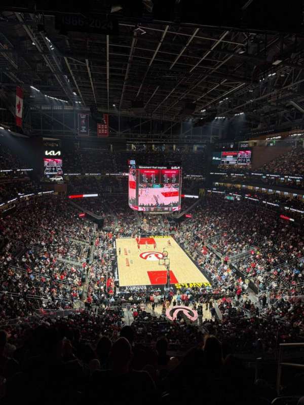 State Farm Arena, section: 216, row: G, seat: 4