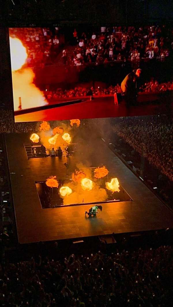 Ziggo Dome, section: 208, row: 1, seat: 13