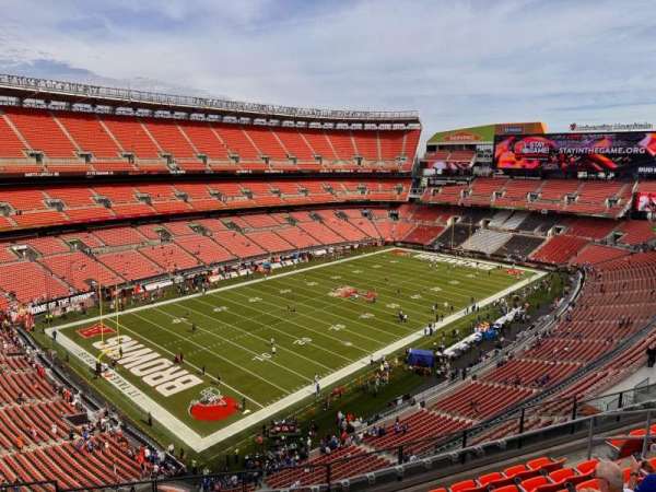 Huntington Bank Field, section: 502, row: 7, seat: 1