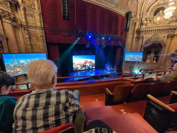 Chicago Theatre, section: Loge2L, row: CC, seat: 201