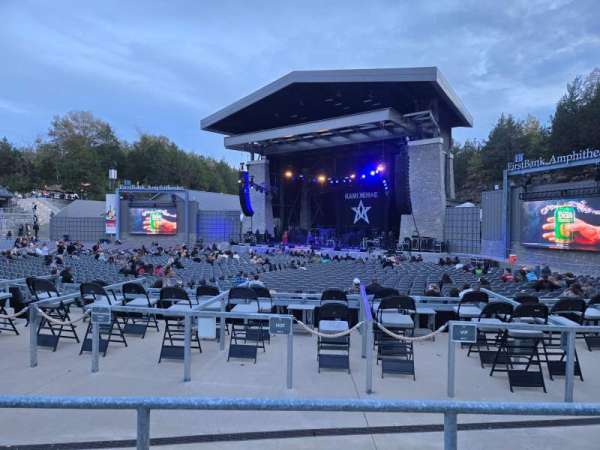 FirstBank Amphitheater, section: 201, row: B, seat: 17