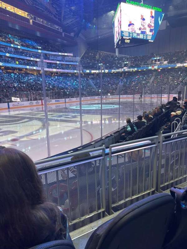 Climate Pledge Arena, section: 04, row: D, seat: 9