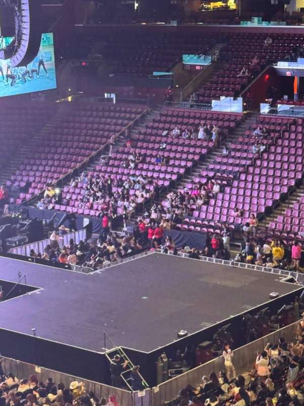 Amerant Bank Arena, section: CL15, row: 3, seat: 5