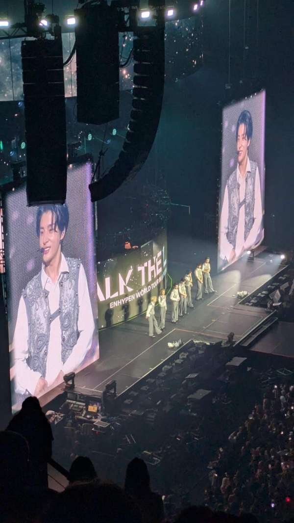 Accor Arena, section: Balcon O, row: 90, seat: 18