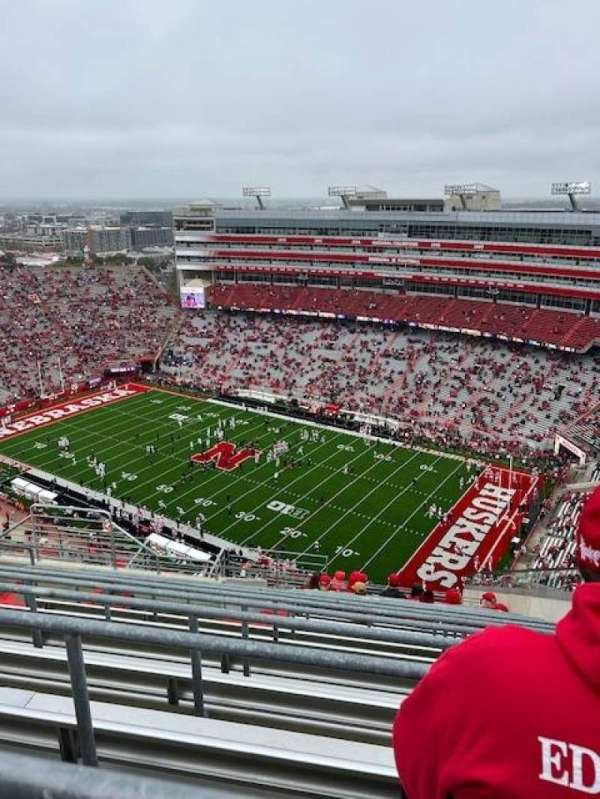 Memorial Stadium, Lincoln, section: 601, row: 15, seat: 4