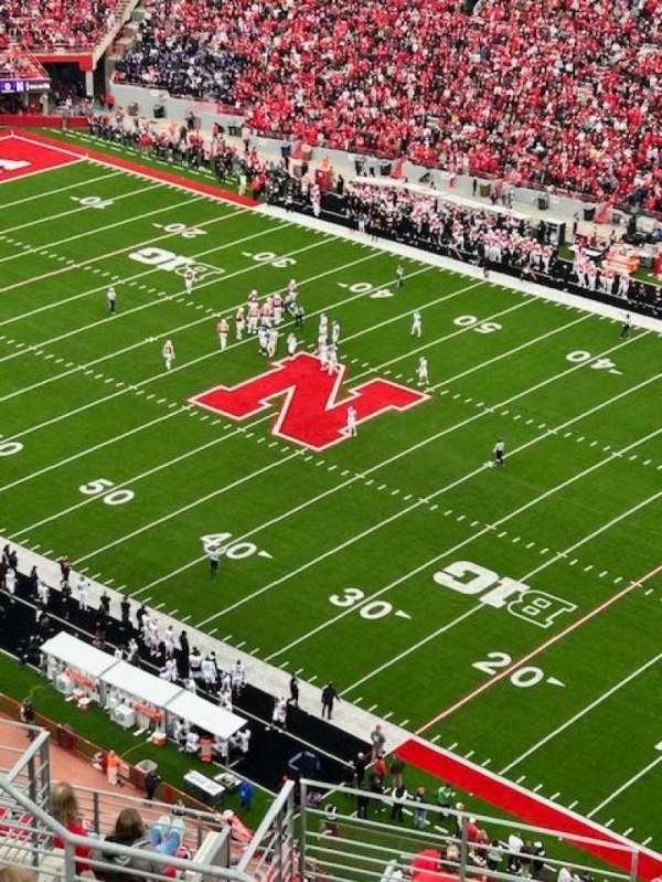 Memorial Stadium, Lincoln, section: 601, row: 15, seat: 4