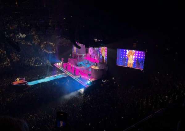 American Airlines Center, section: 309, row: B, seat: 18