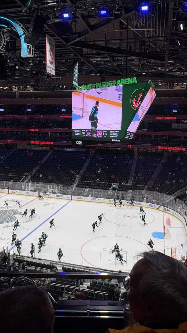 Climate Pledge Arena, section: 125, row: B, seat: 18