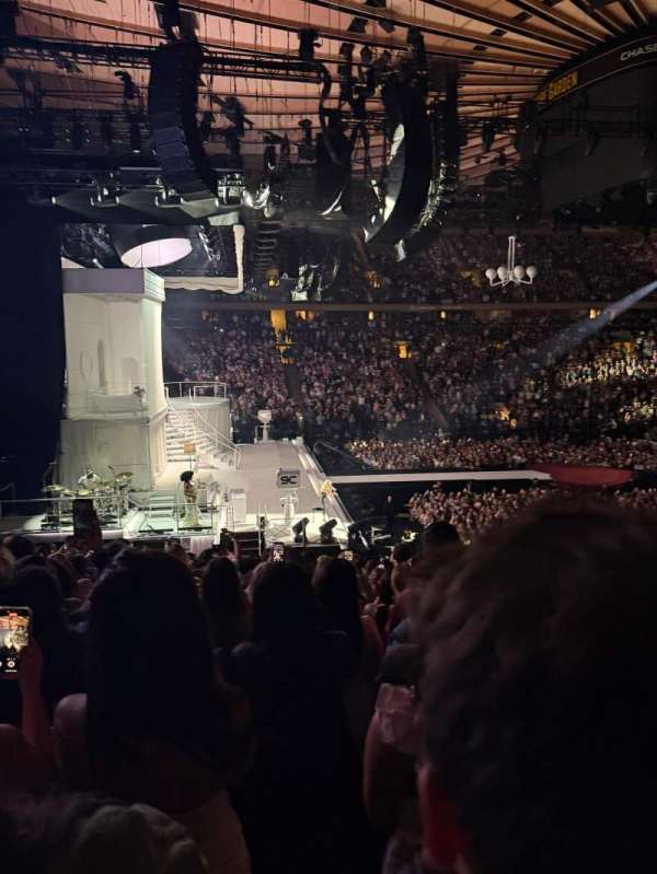 Madison Square Garden, section: 115, row: 19, seat: 15