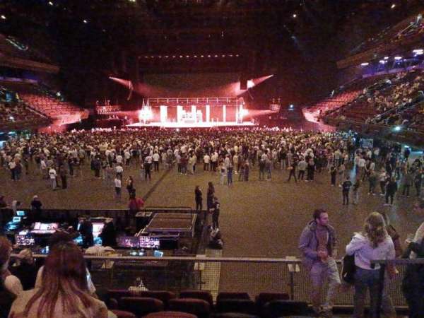 Ziggo Dome, section: 106, row: 6, seat: 200