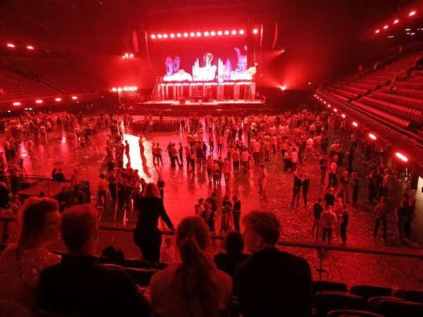 Ziggo Dome, section: 106, row: 6, seat: 183