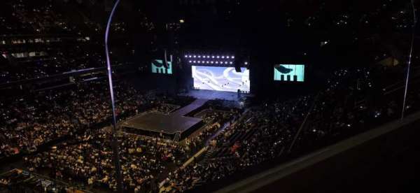 Capital One Arena, section: 412, row: A, seat: 16
