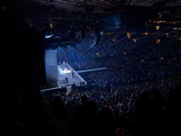 Madison Square Garden, section: 221, row: 5, seat: 21