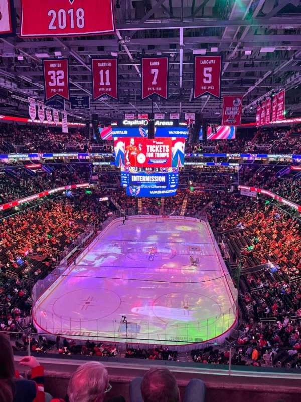 Capital One Arena, section: 409, row: C, seat: 10
