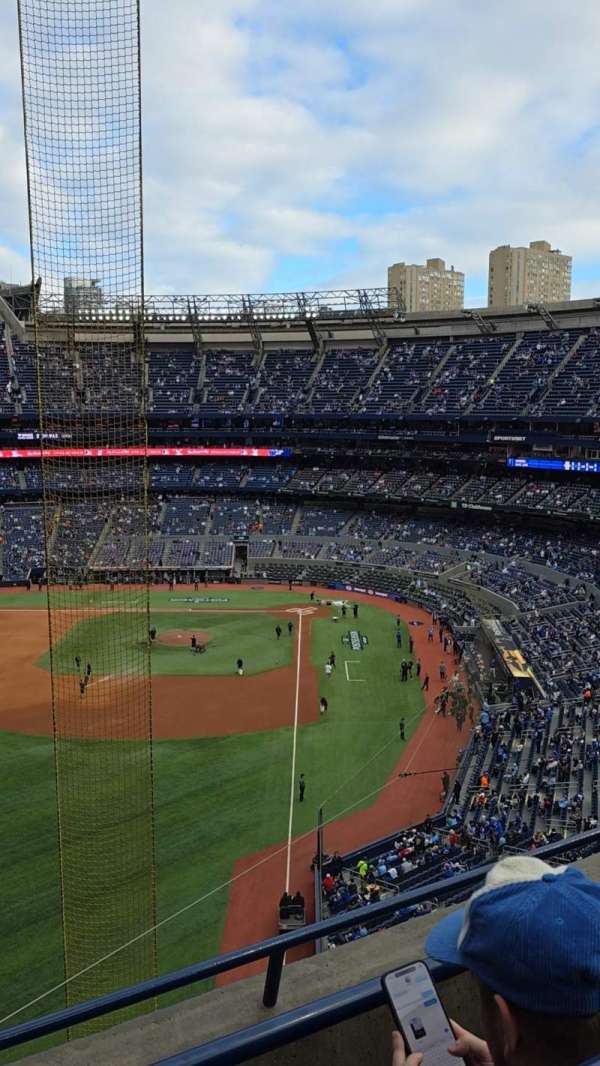 Rogers Centre, section: 539, row: 3, seat: 15