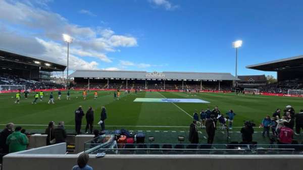 Craven Cottage, section: R04, row: 9, seat: 115