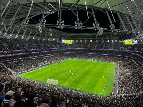 Tottenham Hotspur Stadium, section: 322, row: 68, seat: 125